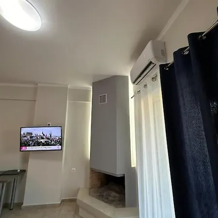 Margarita's Getaway * Patras