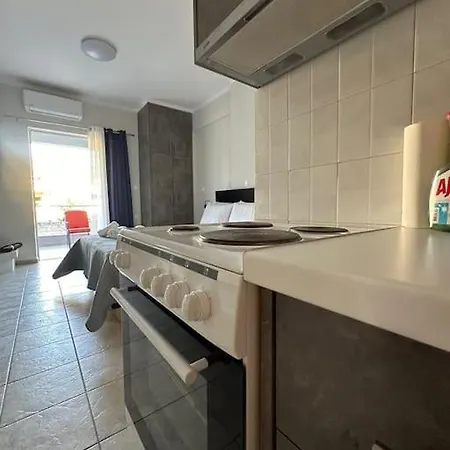 Margarita's Getaway Apartment *